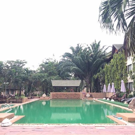 Ubon Buri Hotel & Resort Warin Chamrap Esterno foto